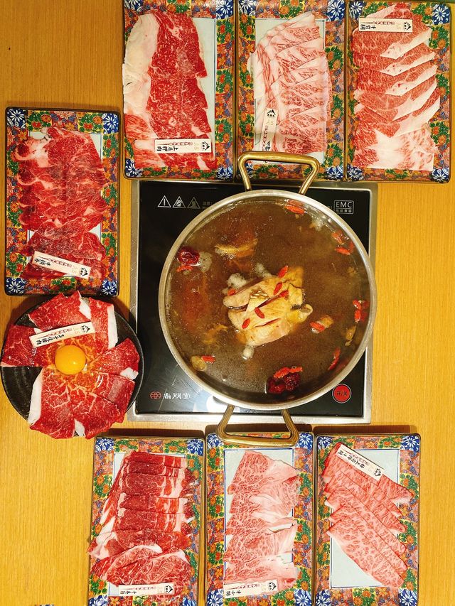 尖沙咀高質A5和牛火鍋放題