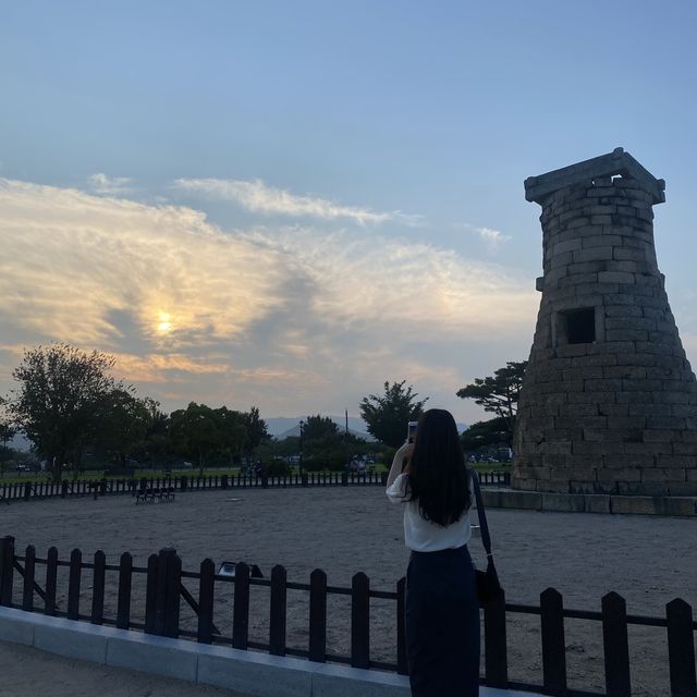 낮과 밤 모두 아름다운 경주 - 첨성대