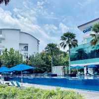 Infinity pool at Sentosa