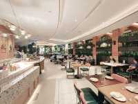 Dining options at Fairmont Hotel