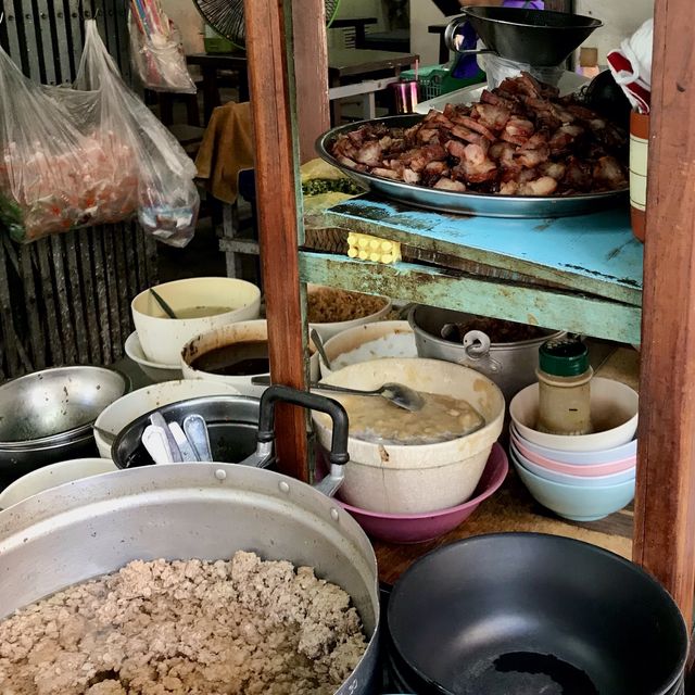 แจกหมุดร้านก๋วยเตี๋ยวสุโขทัยเด็ก! เสาชิงช้า