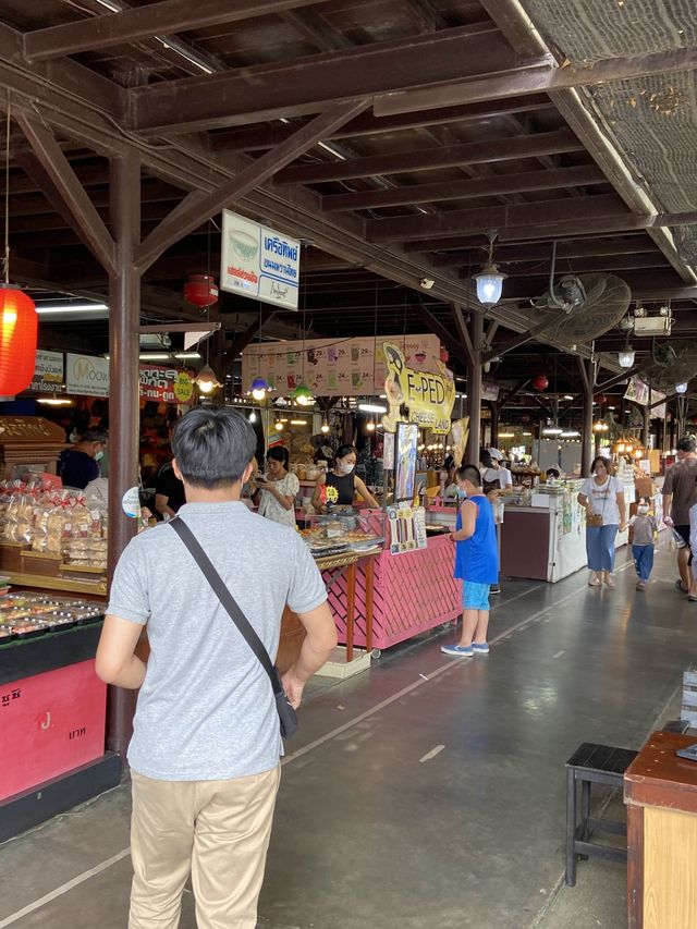 ตลาดน้ำในตำนาน 😉