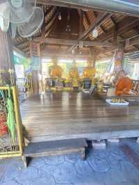 ไหว้พระ ทำบุญ | วัดพระศรีมหาธาตุวรมหาวิหาร|กทม.