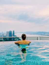 Cheers to a rooftop pool on the 41st floor!! 