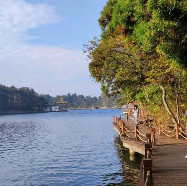 K Drama view at Ruqin Lake 