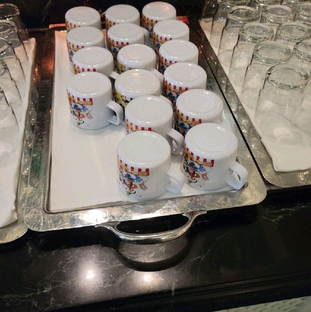 Breakfast @Disneyland Hotel