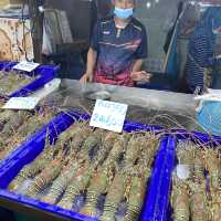 Lan Po Naklua Seafood Market in Pattaya