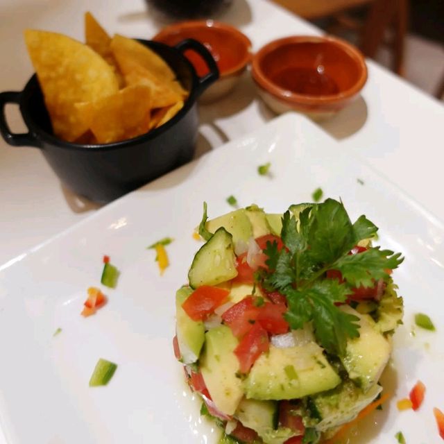 🥑牛油果之夜 🥑