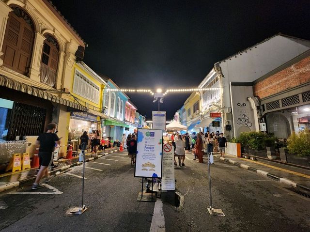 ถนนคนเดินภูเก็ต Phuket Walking Street 