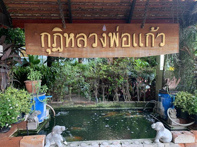 Sacred Phra Pidta Temple in Chonburi 🙏🏻