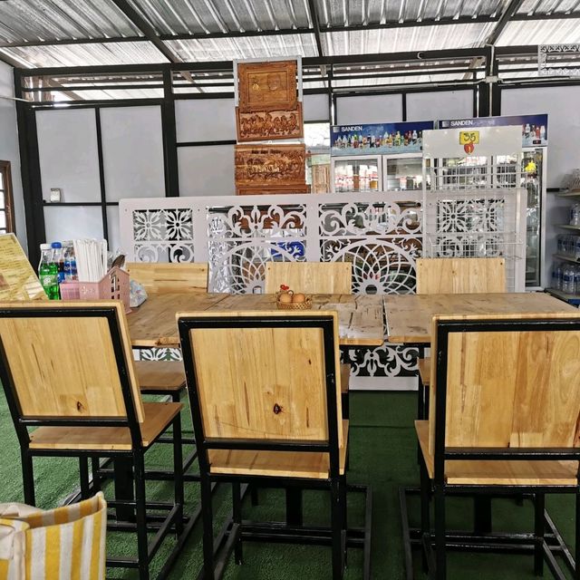 มื้อกลางวันอร่อยๆที่ "บ้านรวยสุข" 