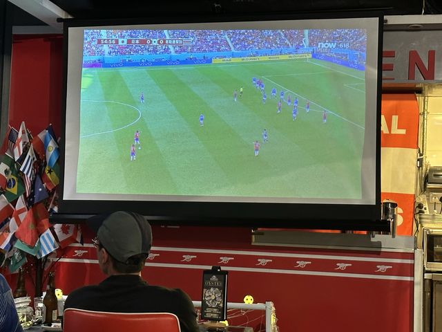 食在旺角 | Lockeroom Dining | 阿仙奴主題餐廳邊吃邊看世界盃