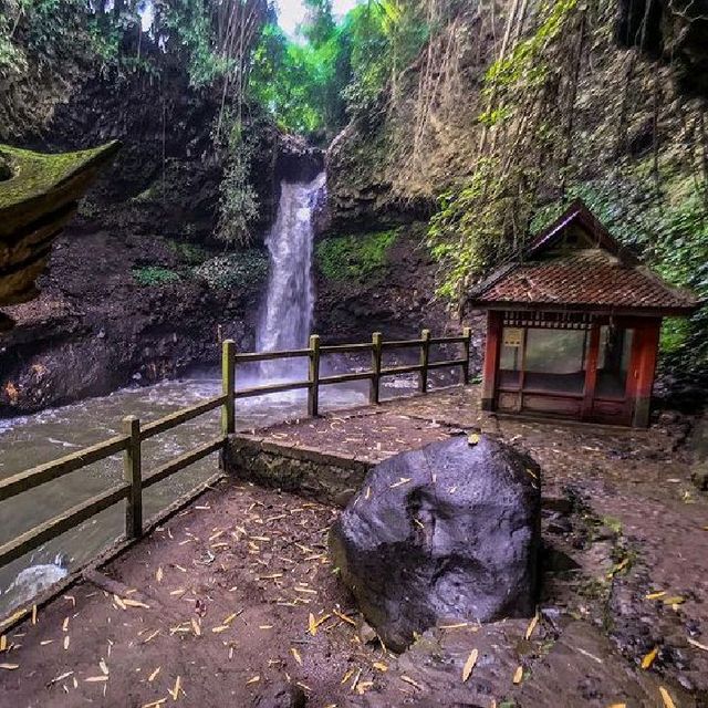 DAGO WATERFALL, BANDUNG CITY