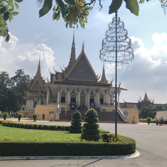 The Royal Palace of Cambodia 👑 