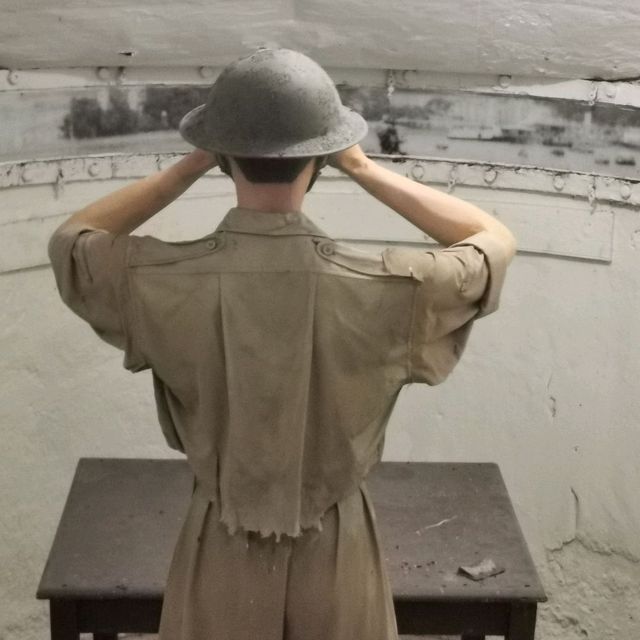 Check out Fort Siloso at Sentosa 