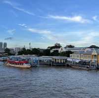 ล่องเรือชมวิว แม่น้ำเจ้าพระยา 