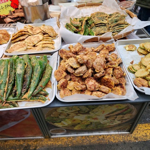 ตลาดดันยาง วันที่มีตลาดสด