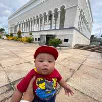 Omar Ali Saifuddin Mosque