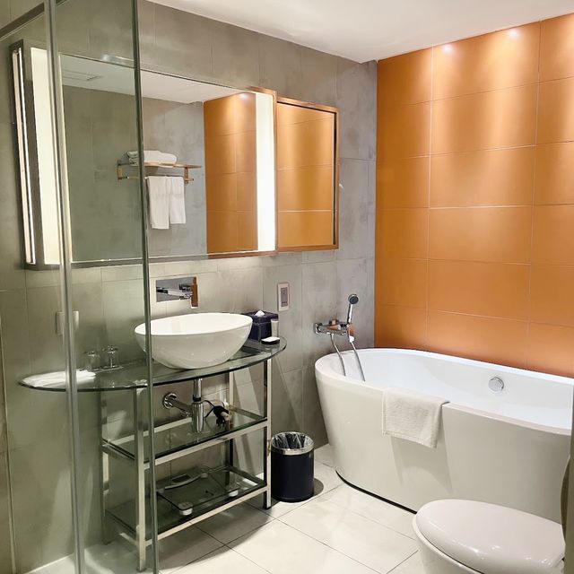 Quiet business hotel
