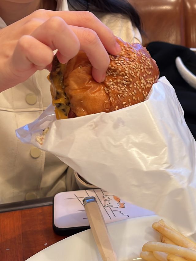 도쿄 골든 브라운 버거🍔 세계 BEST 50 햄버거 맛집