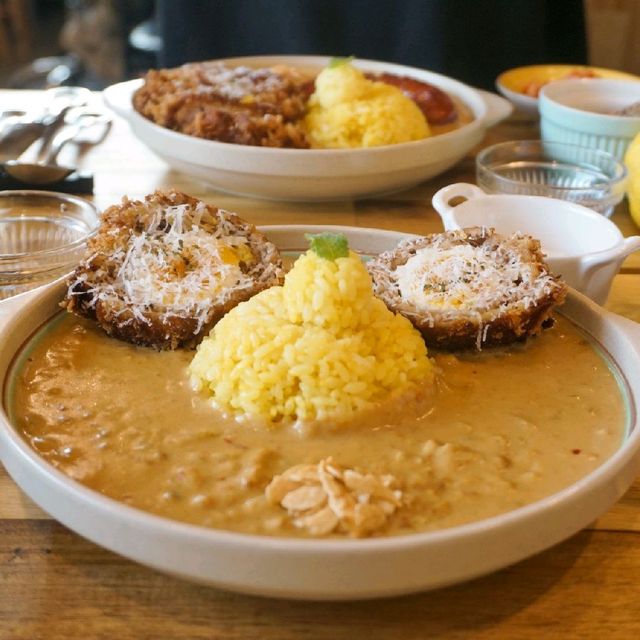 제주도 토핑 맛집 카레집 '퐁당카레'
