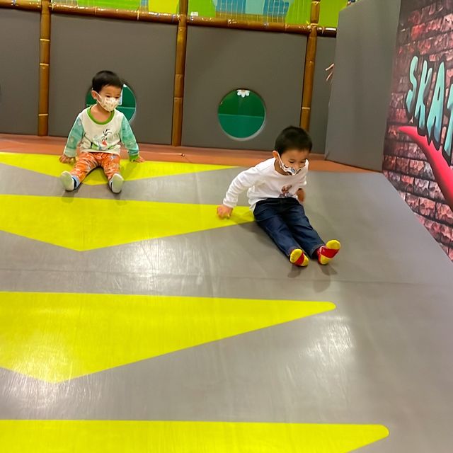 《極限運動主題🏁|免費兒童遊戲室》