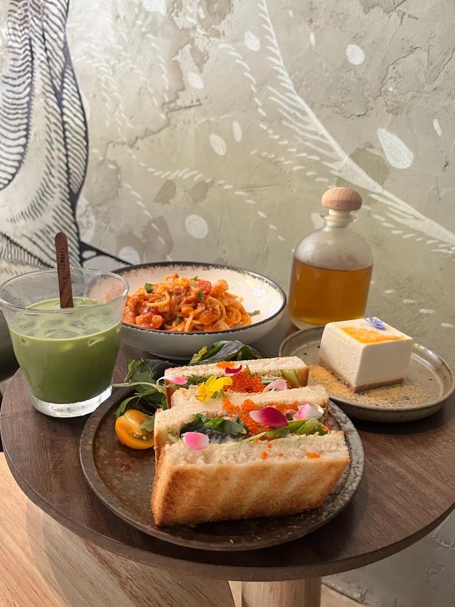 🖤深水埗水泥打卡Cafe🖤