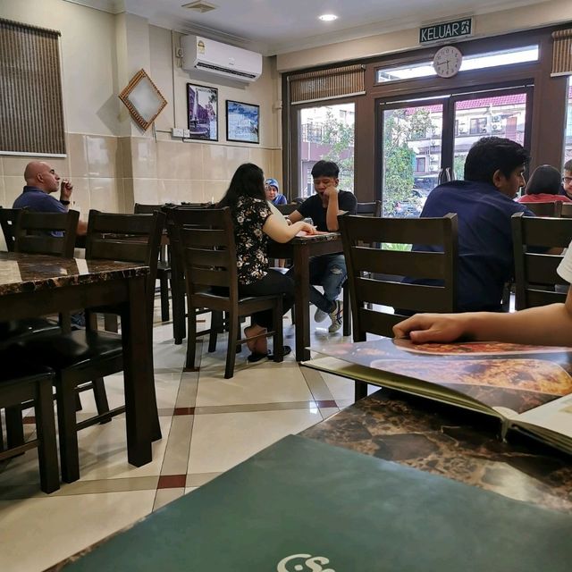 The Award Pakistani Restaurant, Seri Damai