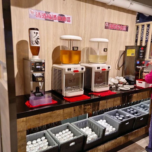 奔著新鮮刺身和熱清酒而去！御滿屋日本料理！