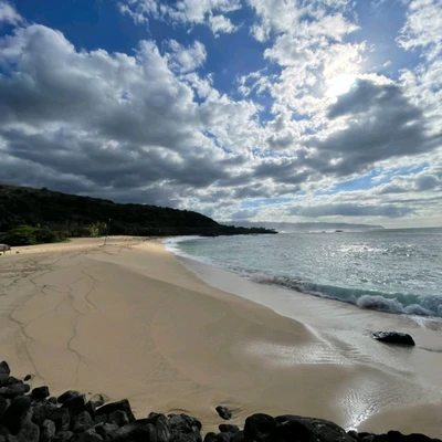 Waimea bay and shark's cove at | Trip.com Honolulu Travelogues