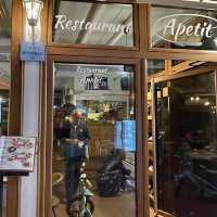 dine with a view at restaurant Apetit