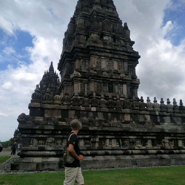 Mesmerizing Hindu Trinity Gods Temples