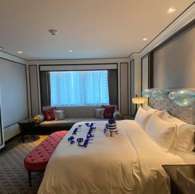  The Athenee Hotel, a Luxury Collection 