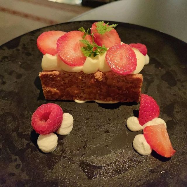 享受嘅Staycation Dinner