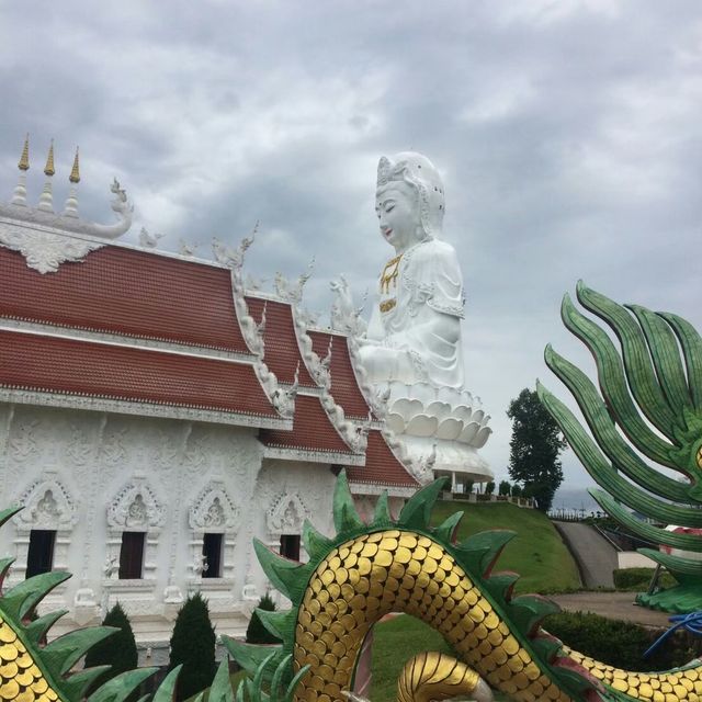 วัดห้วยปลากั้ง ~ Chiang Rai