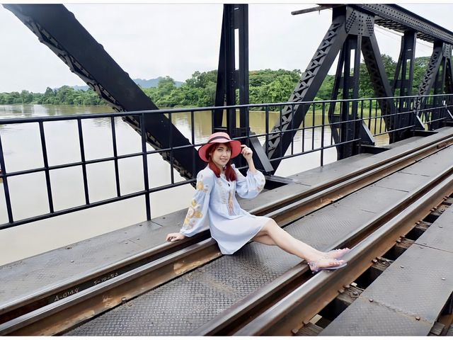 ไปไหนไปกาญ 