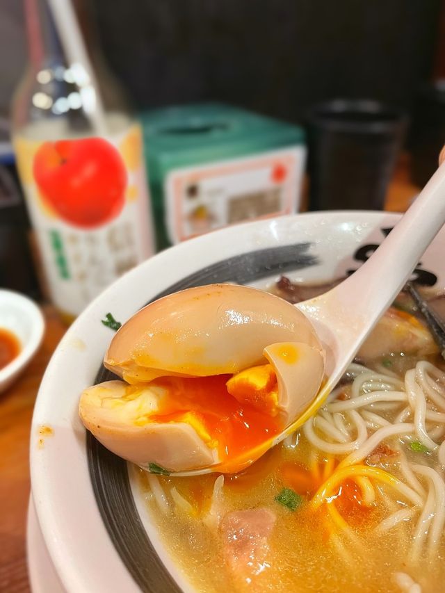 中環超濃稠咖喱湯拉麵🍛