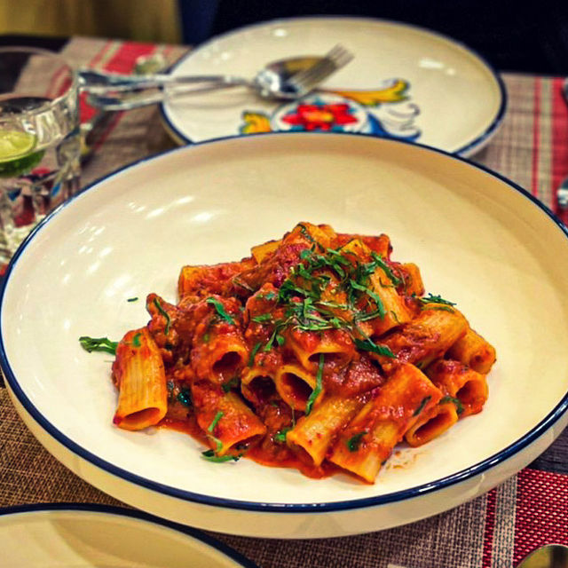 正宗意式風味餐館🇮🇹兼營grocery售賣意式食材