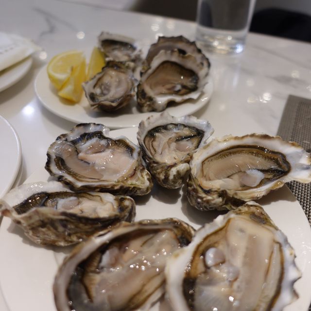 半生蠔刺身任食-觀塘智選假日酒店Walter Bistro 
