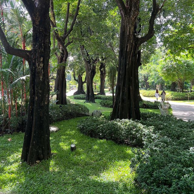 Hidden greens in middle of Bangkok city