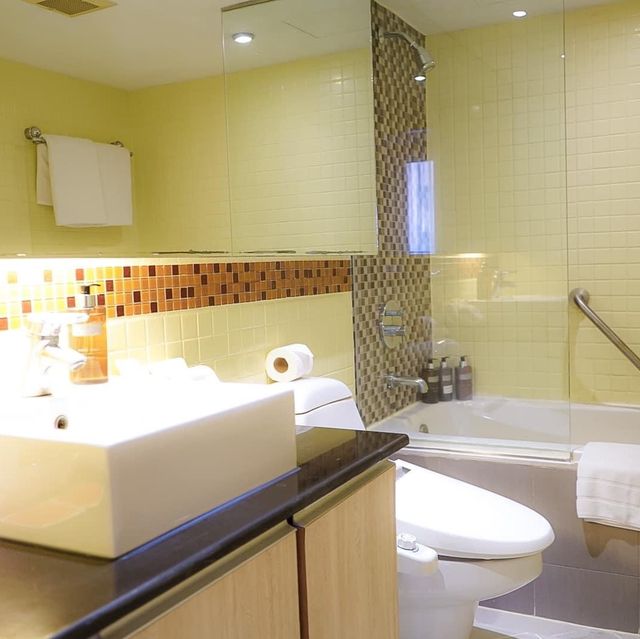 Bandara Suites Silom