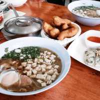 เจ้เนือง ก๋วยจั้บญวน 