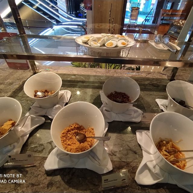 《台北》福華大飯店 早餐～