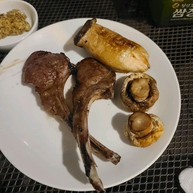 스파하면서 서해안 노을을 감상할 수 있는 해시락 풀빌라