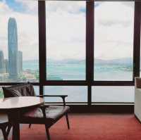 奢華維港景觀：君悅大使海景套房