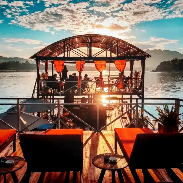 Going on the Cruise for Fantastic Sunset 