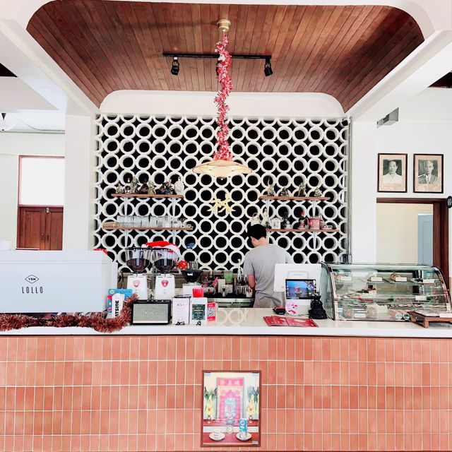 คาเฟ่สไตล์บ้านจีนโบราณ : Lin Cafe 