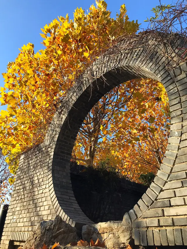 Red Brick Art Gallery, Beijing 