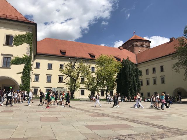 เที่ยวชมปราสาท Wawel 🇵🇱 ที่เมืองคราคูฟ โปแลนด์