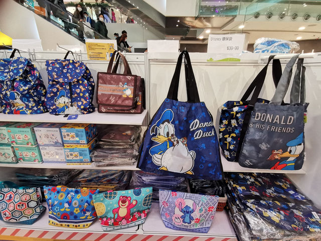 荃灣廣場 donald duck